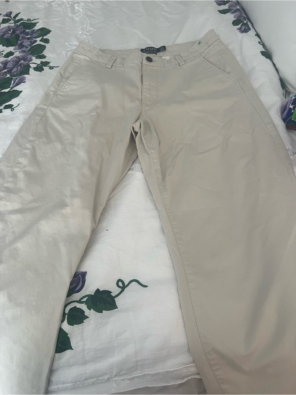 Chaps Men's Khaki Chino Pants in Light Beige